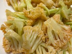 -金牌餐厅·天津菜·八珍豆腐·老爆三(瓷房子店)