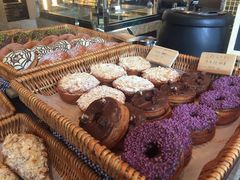 -西点坊(浦东香格里拉店)