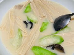 -汤城小厨•粤菜•靓汤(苏州街店)