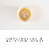 土豆500g，猪肉馅500g，洋葱1个，鸡蛋1个