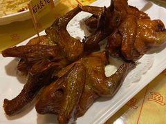 招牌烤乳鸽-石岐佬中山菜馆(张溪店)
