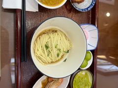 -百年老字号·观振兴蟹黄面·三虾面·苏式面(观前街富仁坊巷店)