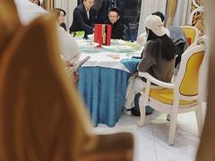 -皇宫大酒店