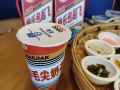 -包整·丝娃娃(一览甲秀楼风景店)