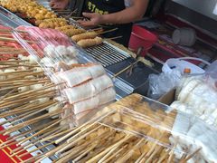 -小魏哥果仁烤面筋