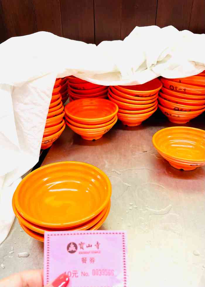 宝山寺食堂-"在大众点评上瞻仰了大神们的靓照和点评,心.