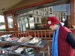 -丹世红酒庄·烧烤·团建·婚礼·水上运动