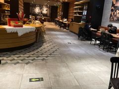 -星巴克臻选(郑州国贸360广场店)