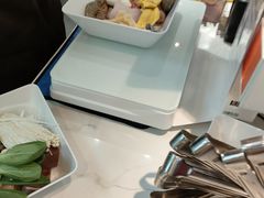 -红渡小香·牛肉麻辣香锅(车站南路店)