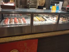 面包甜点陈列柜-白天鹅宾馆·流浮阁咖啡厅