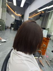 -茶发Salon·烫发染发理发