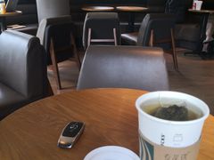 靠窗位-星巴克(红房子店)