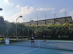 -成都高新创新角度网球俱乐部