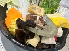 -呷哺呷哺 黄金牧场 (新中关购物中心店)