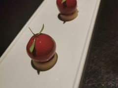 -江上荟·创意中国菜(绿地缤纷城店)