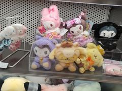 -泡泡玛特POPMART(国金街店)