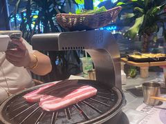 -草家酱蟹炭火烤肉店(珲春南路一店)