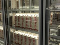 面包甜点陈列柜-兰熊鲜奶(西直门凯德mall店)