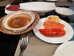 -宝利来国际大酒店-凤凰阁旋转餐厅