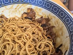 -沪西老弄堂面馆(定西路店)