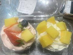 -蓝小轩蛋糕·面包(趣春店)