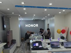 -荣耀授权专卖店(黄浦浙江中路店)