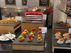 -昆山琶拉帝诗酒店·河畔咖啡厅Riverside Cafe