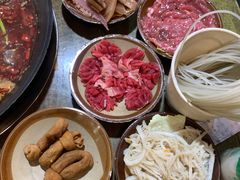 -黄潇洒老火锅(九眼桥宏济巷店)