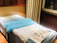 -菩提慧宾养生堂(梦幻亮点世界公园店)