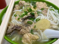鮮雞湯米線-雄兴泰咖啡室