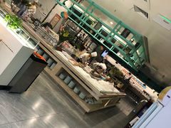 -绿岛港轩海鲜烤肉涮锅自助餐厅