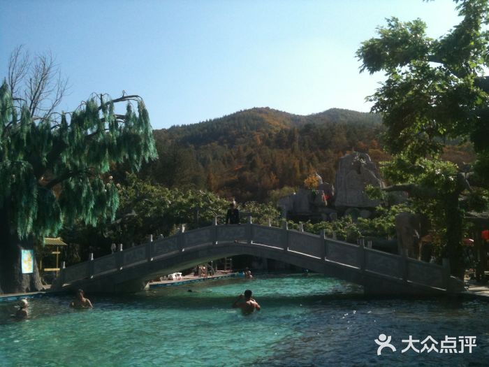 鞍山岫岩沟汤温泉图片