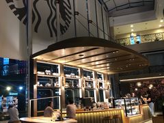 -星巴克(北京西大望路温特莱店)