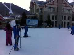 -亚布力新体委滑雪场