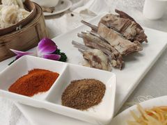 精品手扒肉-那达慕蒙古风味酒楼