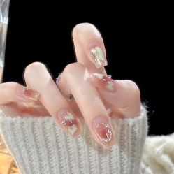 -爱美睫美甲会馆
