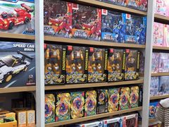 -名创优品(惠州华贸购物中心店)
