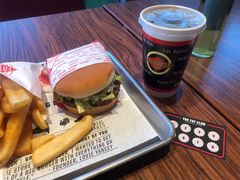 二重奏汉堡-FATBURGER 特富客汉堡(外交公寓店)