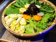 蔬菜拼盘-尚尚仙·酸汤猪手·猪肚鸡火锅(华联万柳购物中心店)