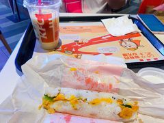 -肯德基(中纬店)