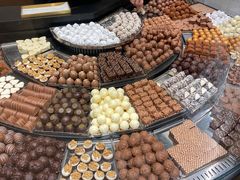 -Laderach 莱德拉(上海环贸iapm店)