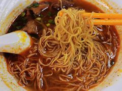 咖喱牛腩面-牛记咖喱美食(十月初五日街店)