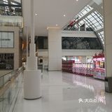 几个月时间，从门庭若市到零零散散的客流，以及一些关门