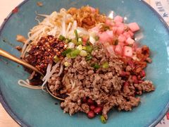 贵州肉臊拌面-贵凤凰贵州米粉(五道口店)