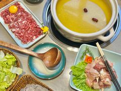 -四点金粥底火锅(沂州里店)