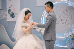 -NaNa婚纱礼服馆