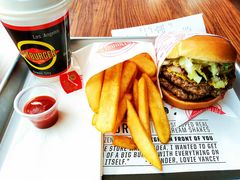 -FATBURGER 特富客汉堡(外交公寓店)