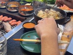 -臻牛烤肉