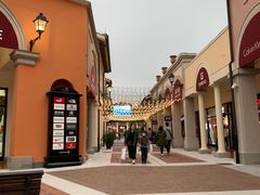 -佛罗伦萨小镇广佛名品奥特莱斯(疏港路店)