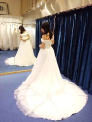 -爱纱嫁衣婚纱礼服馆